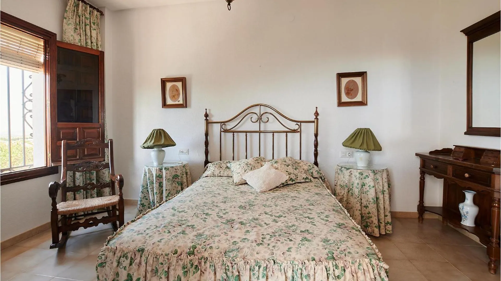 別荘 Amazing Home In Lucena With Outdoor Swimming Pool スペイン
